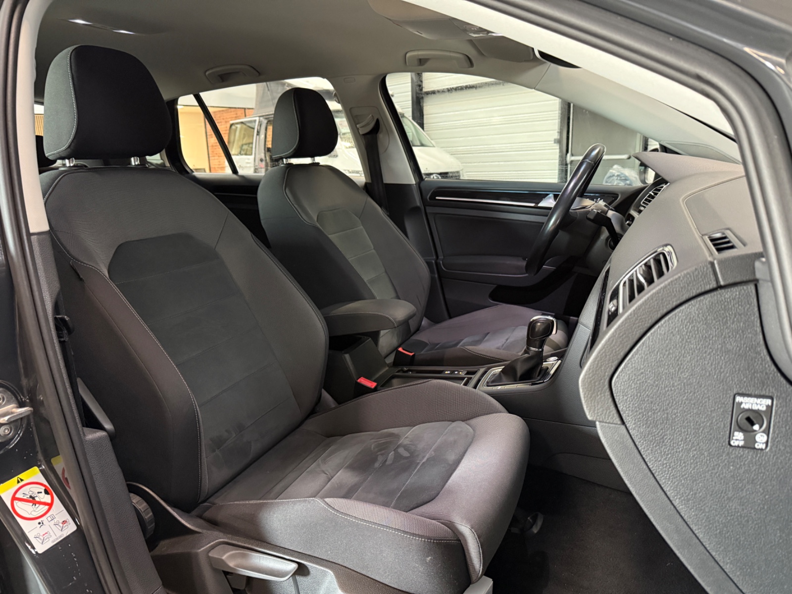 Photo véhicule VOLKSWAGEN GOLF