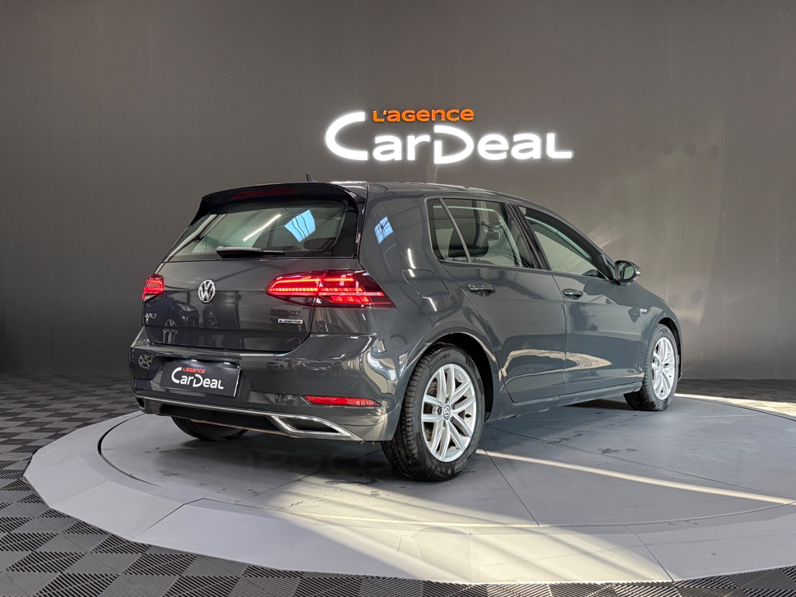 Photo véhicule VOLKSWAGEN GOLF