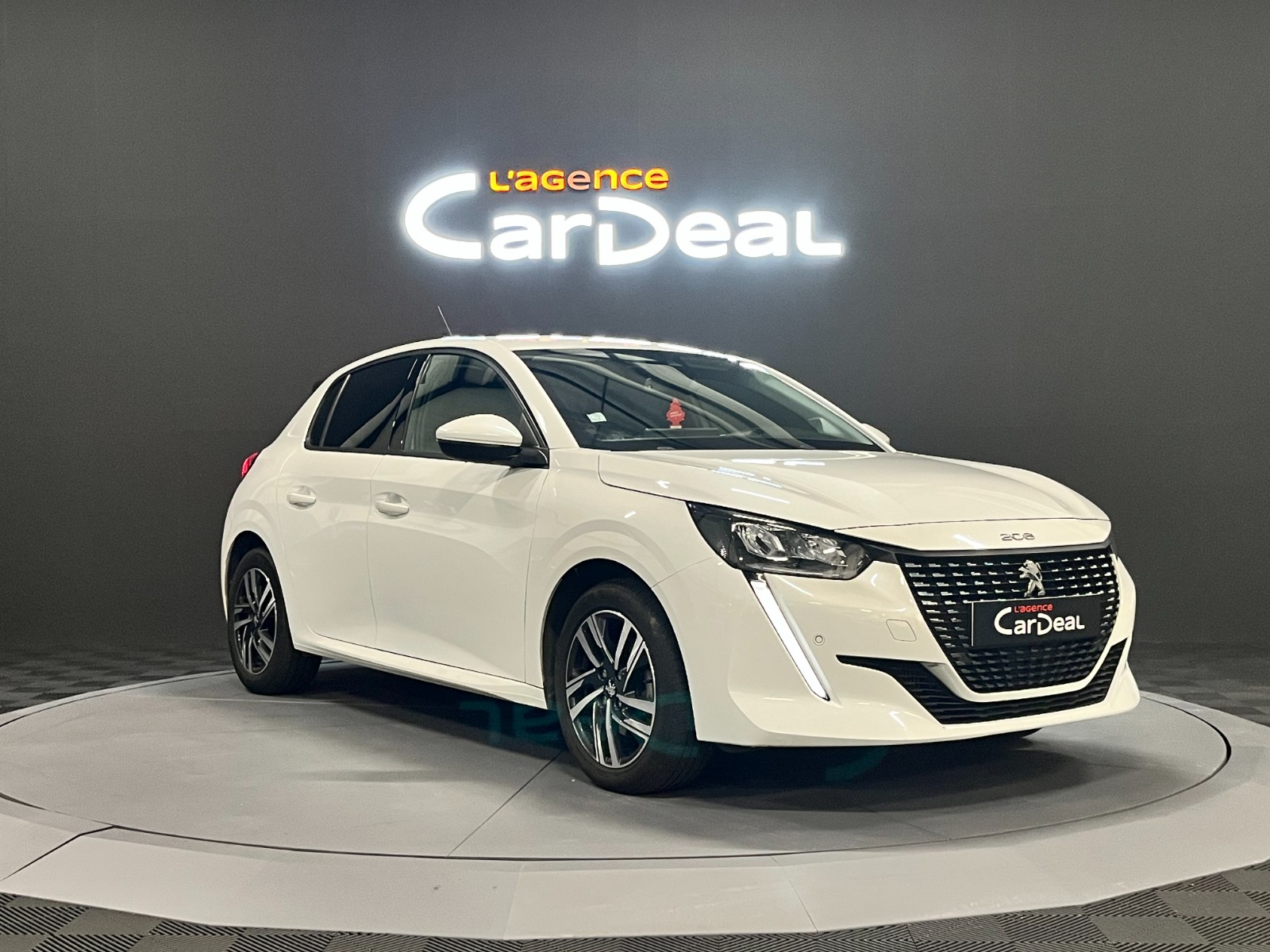 Photo véhicule PEUGEOT 208