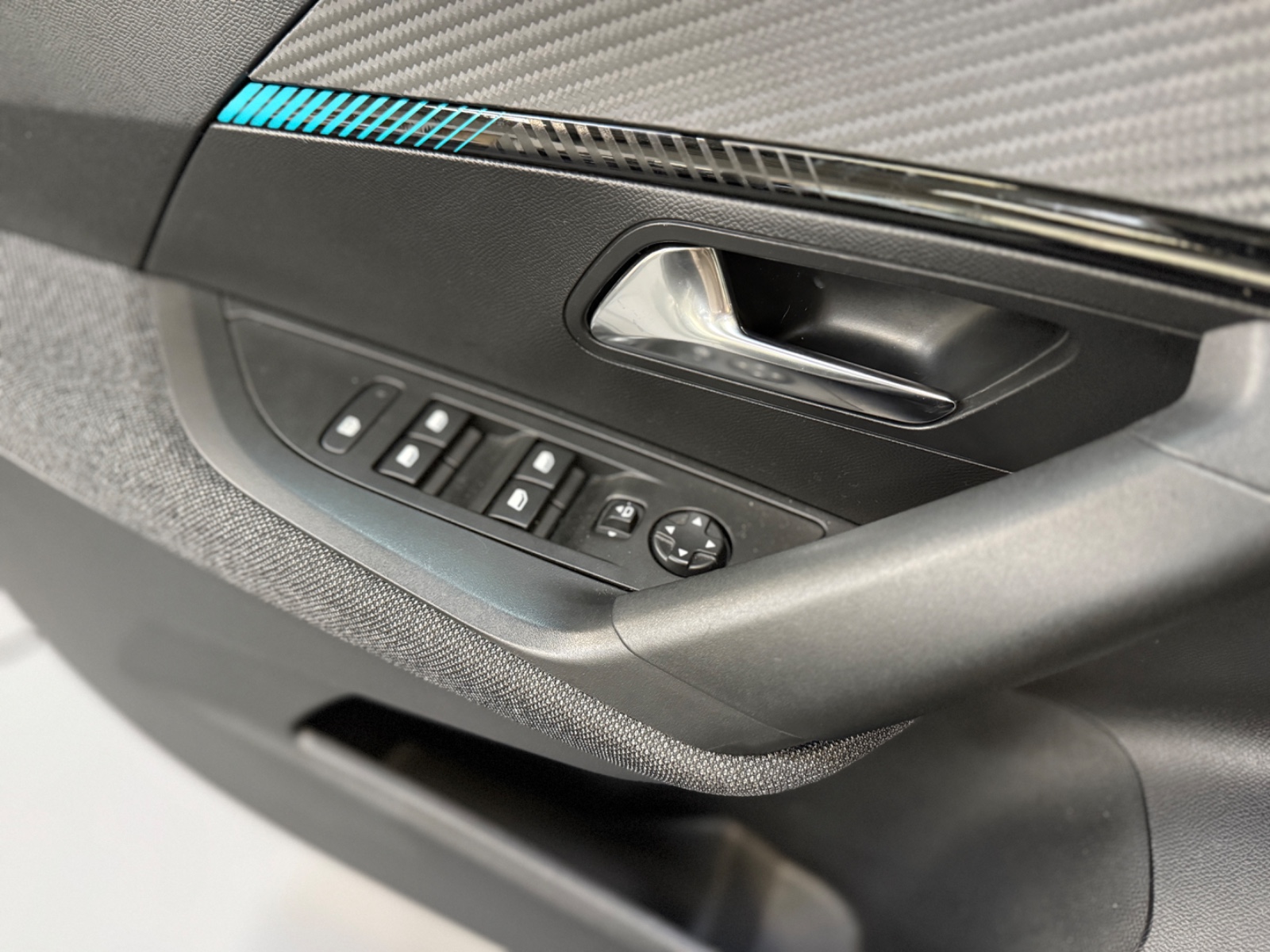 Photo véhicule PEUGEOT 2008