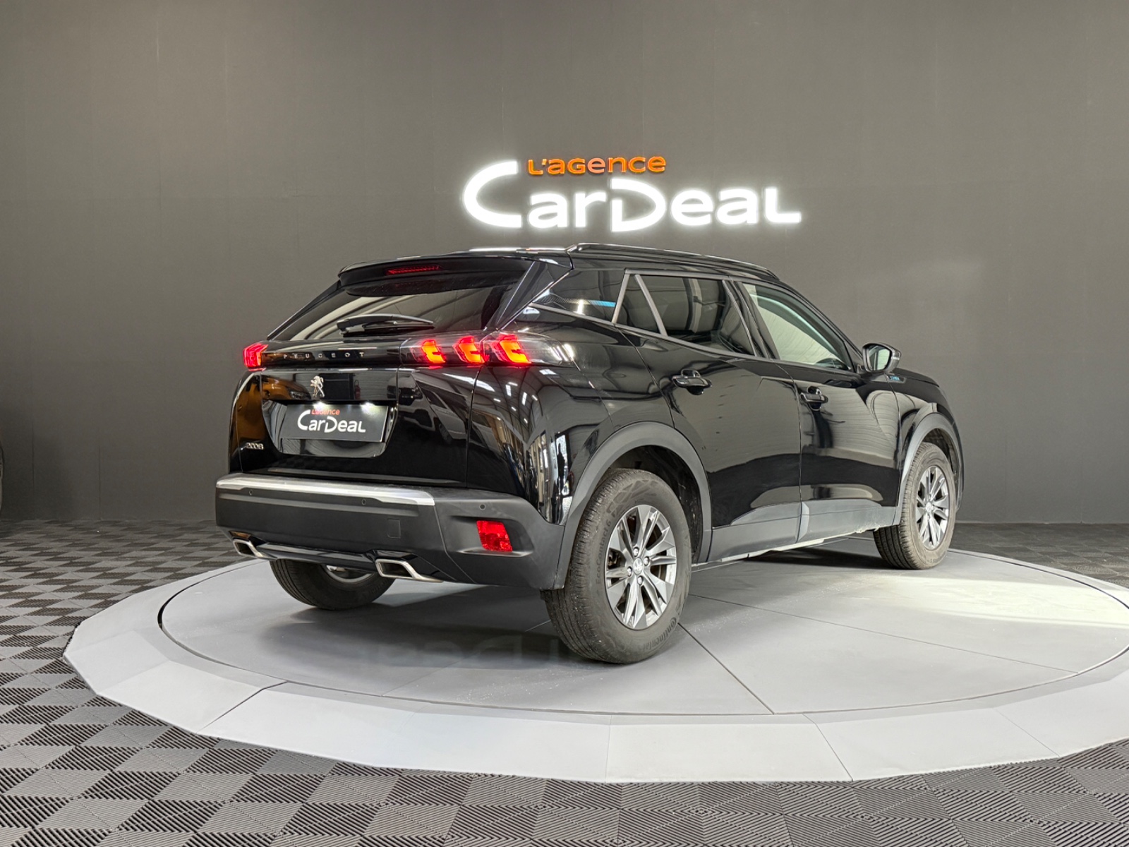 Photo véhicule PEUGEOT 2008