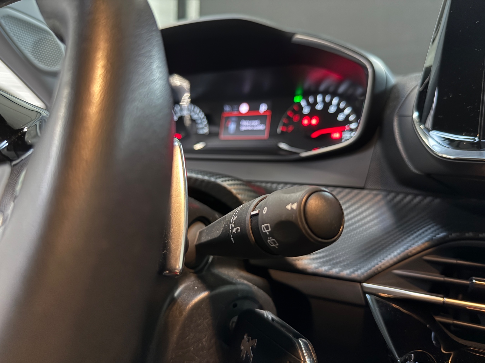 Photo véhicule PEUGEOT 2008