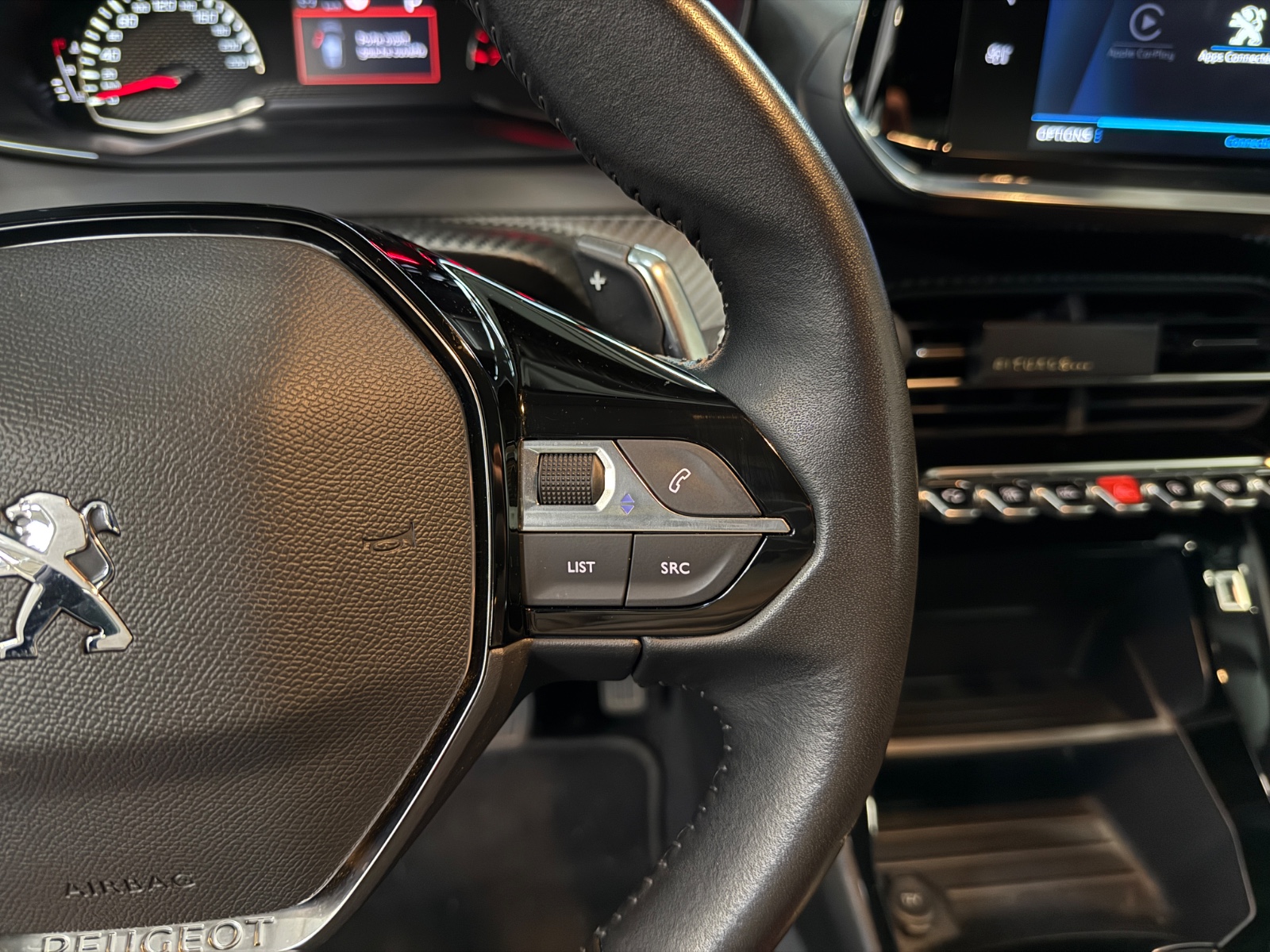 Photo véhicule PEUGEOT 2008