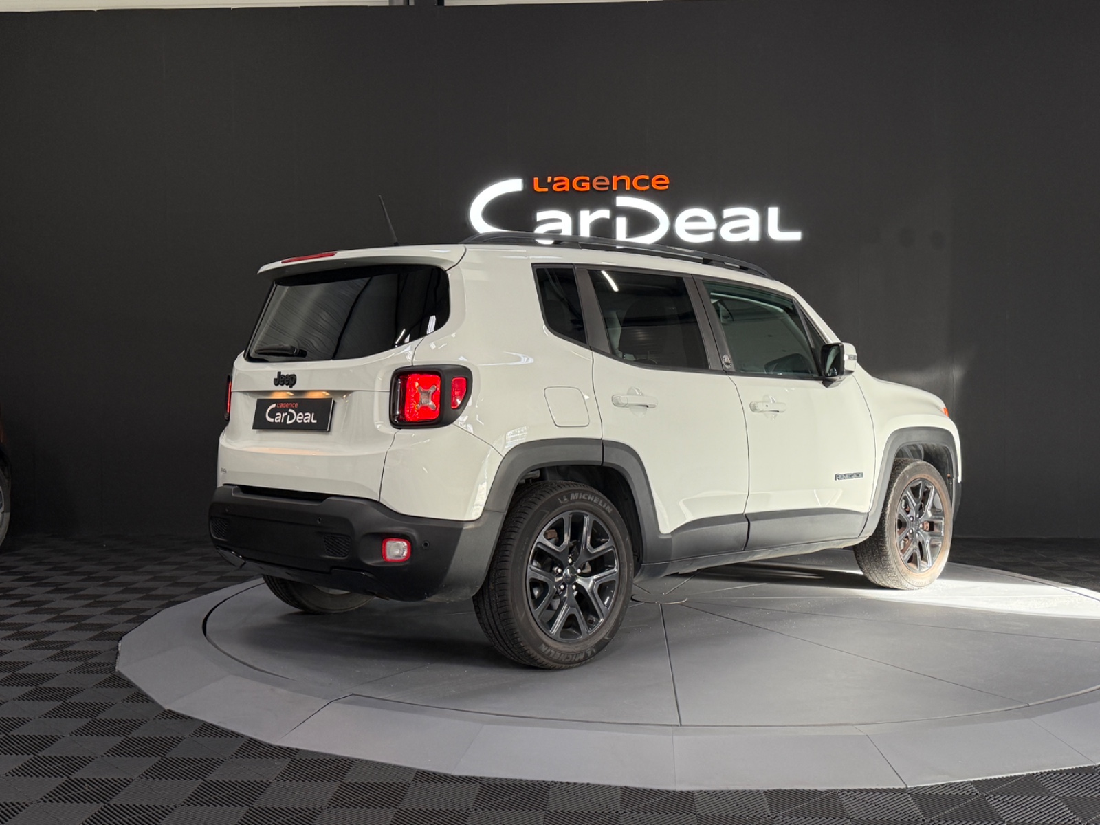 Photo véhicule JEEP RENEGADE