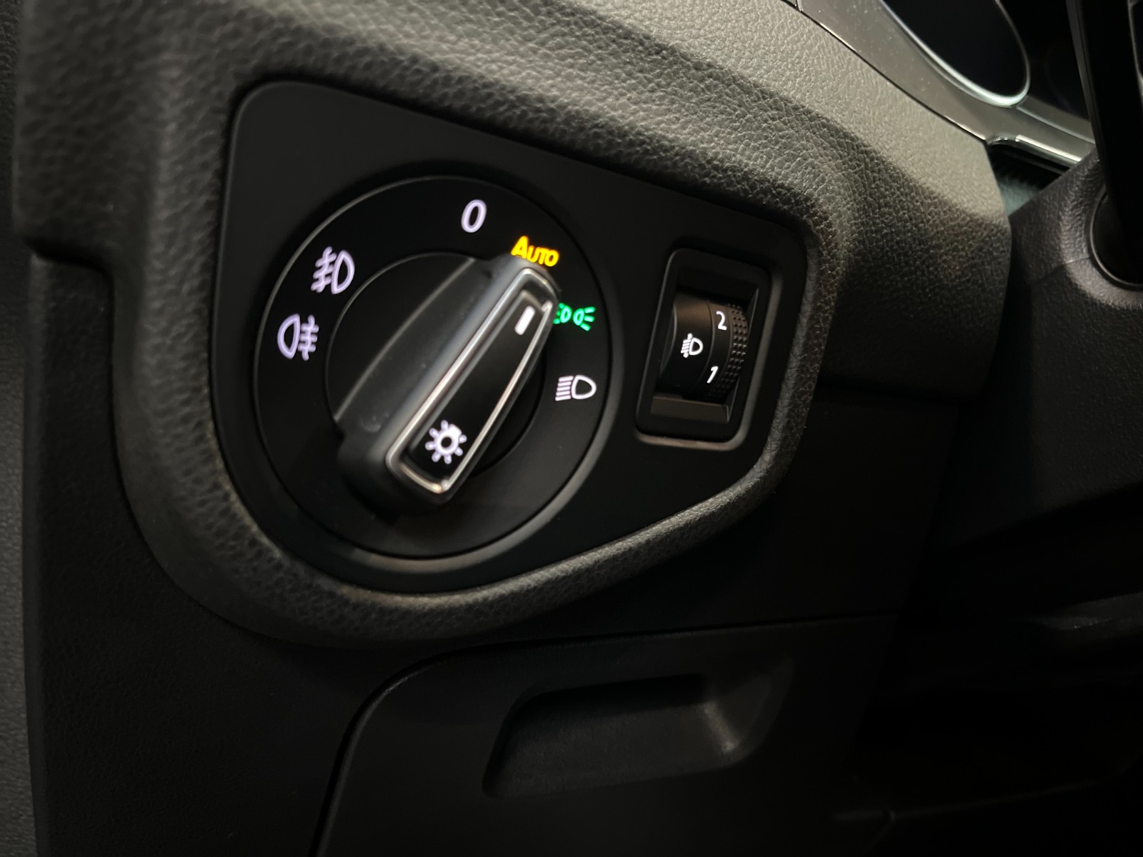 Photo véhicule VOLKSWAGEN GOLF SPORTSVAN