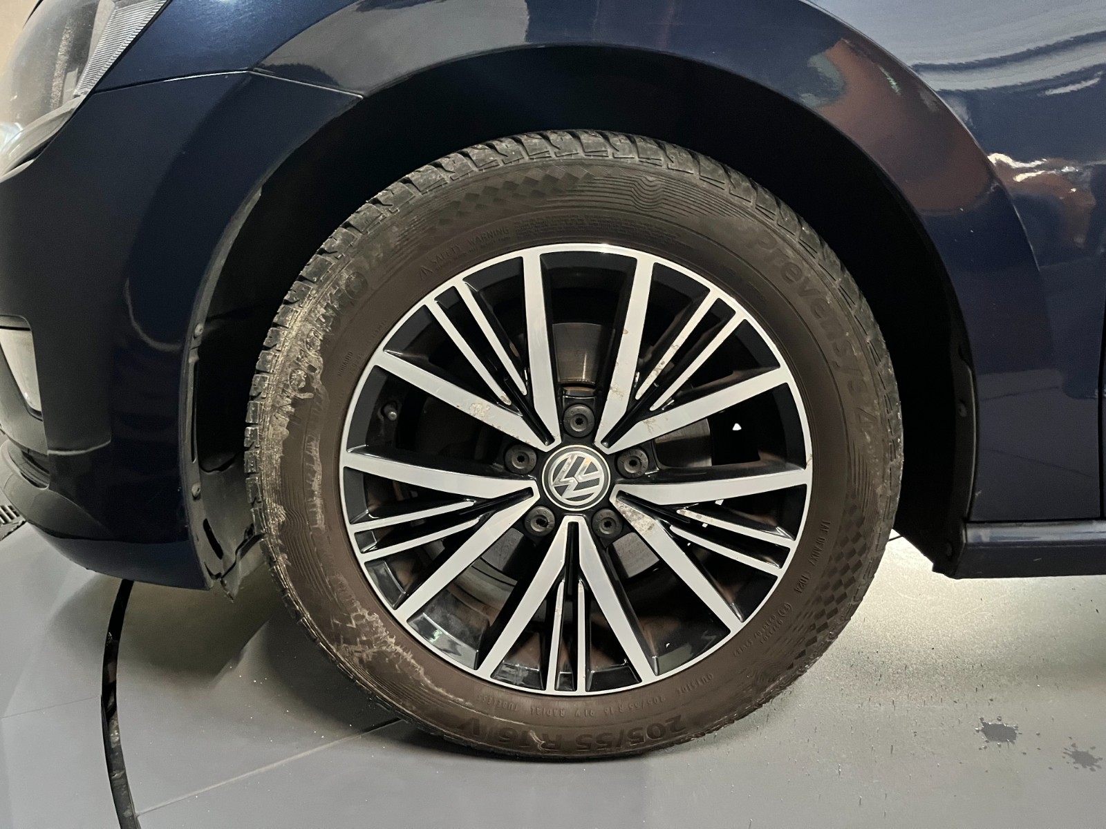 Photo véhicule VOLKSWAGEN GOLF SPORTSVAN