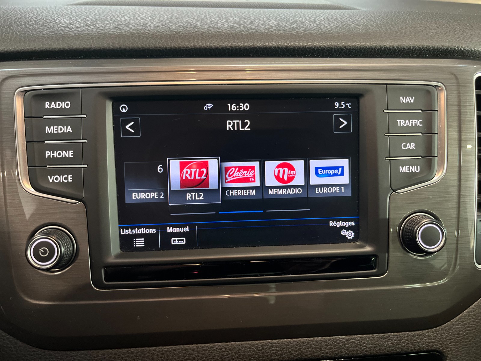 Photo véhicule VOLKSWAGEN GOLF SPORTSVAN