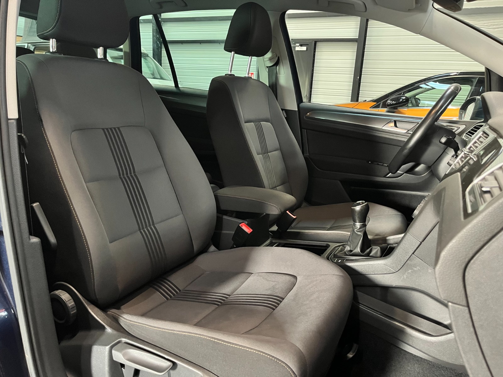 Photo véhicule VOLKSWAGEN GOLF SPORTSVAN