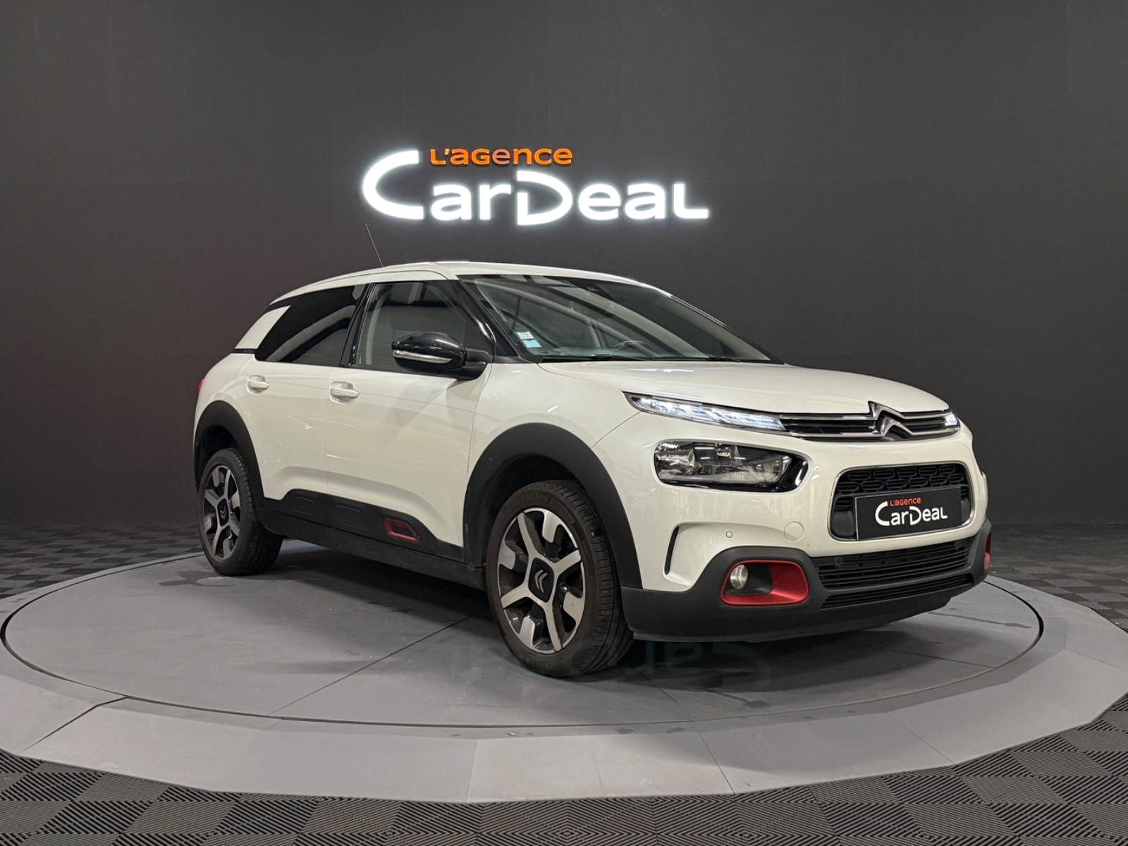 Photo véhicule CITROEN C4 CACTUS