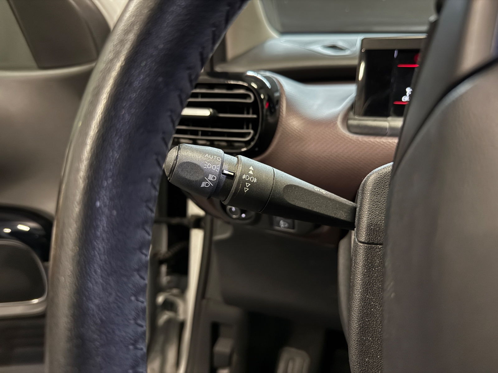 Photo véhicule CITROEN C4 CACTUS