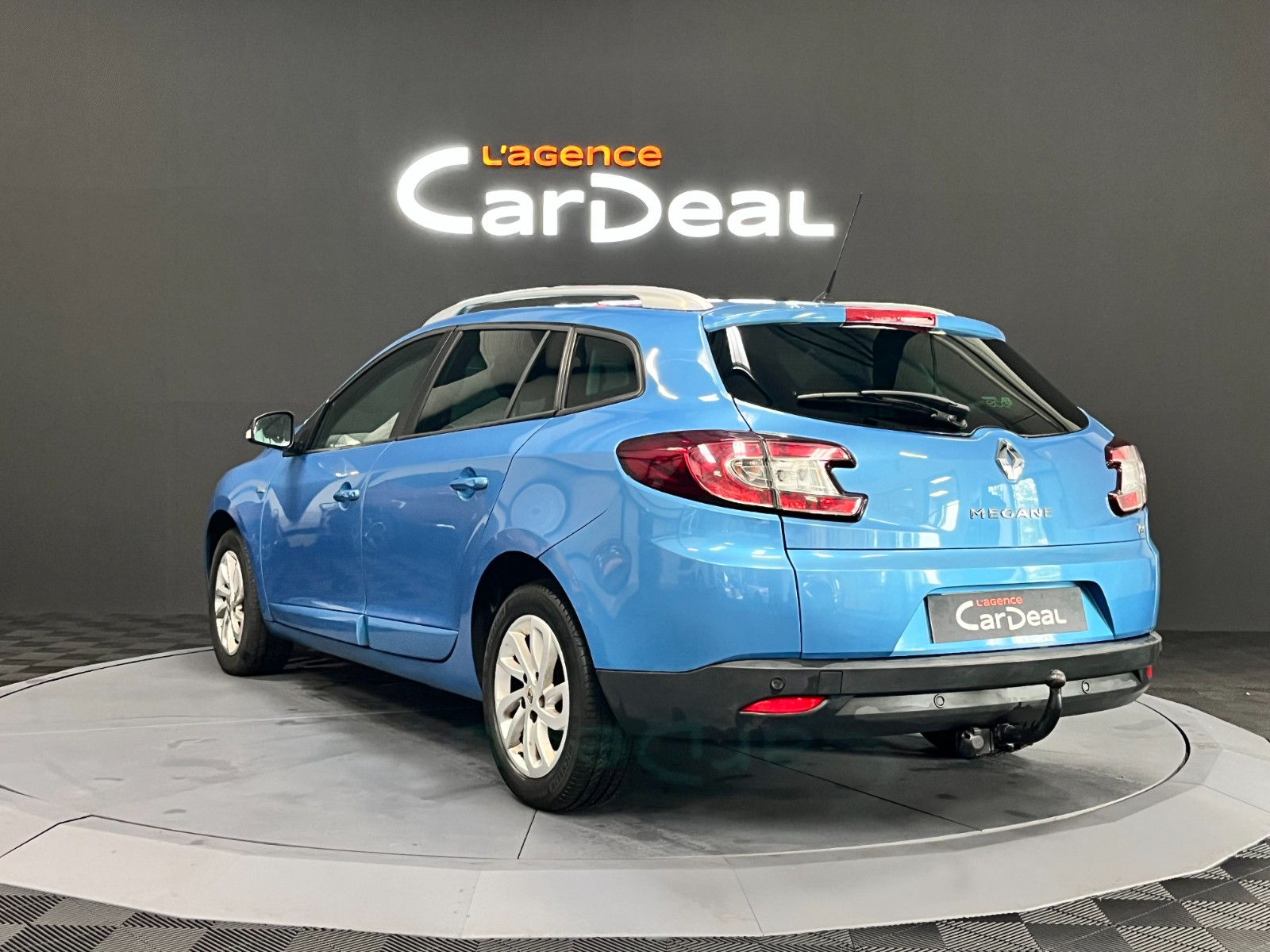 Photo véhicule RENAULT MEGANE III ESTATE