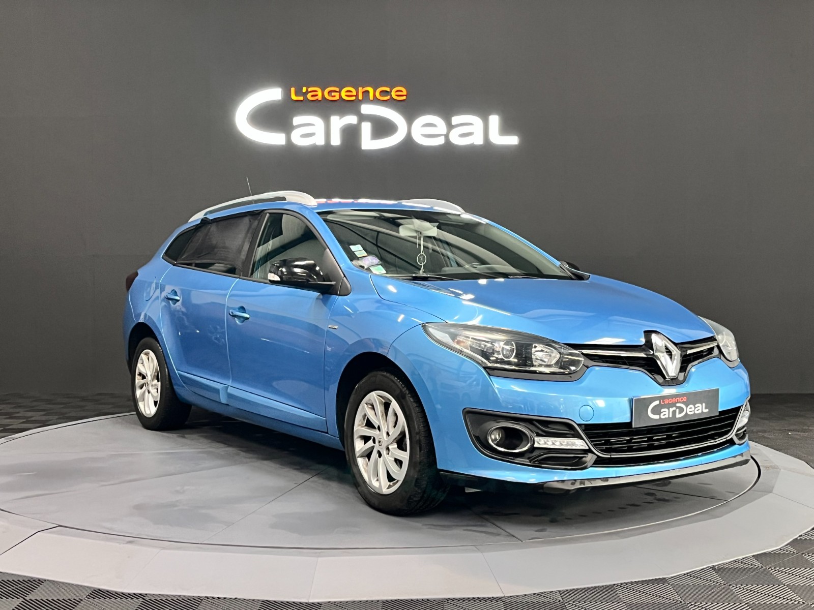 Photo véhicule RENAULT MEGANE III ESTATE