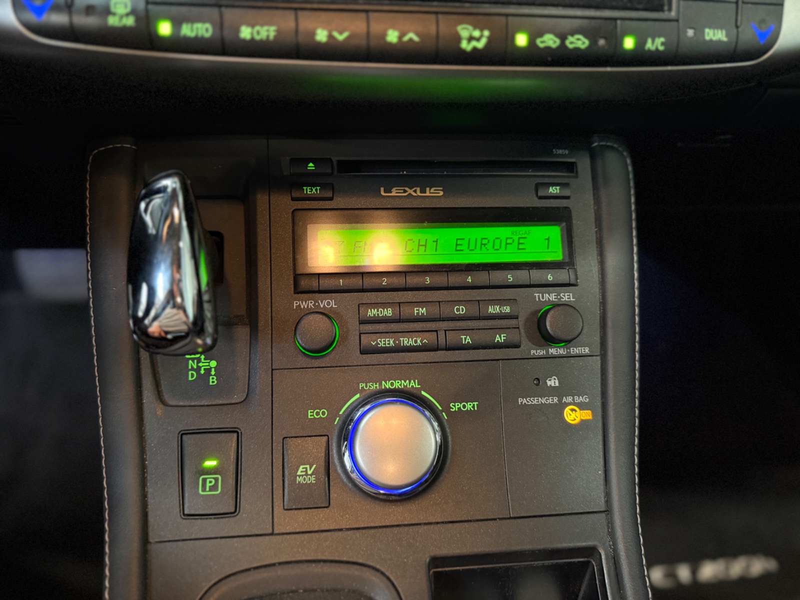 Photo véhicule LEXUS CT