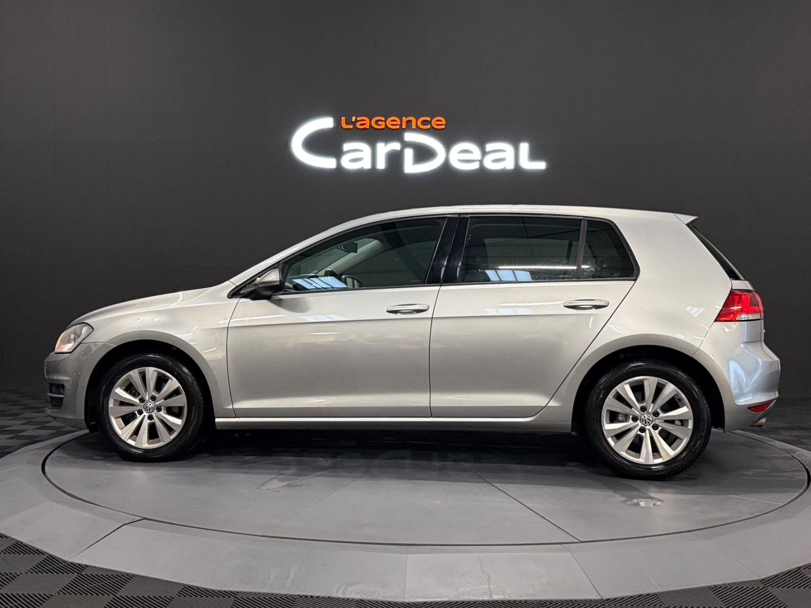 Photo véhicule VOLKSWAGEN GOLF