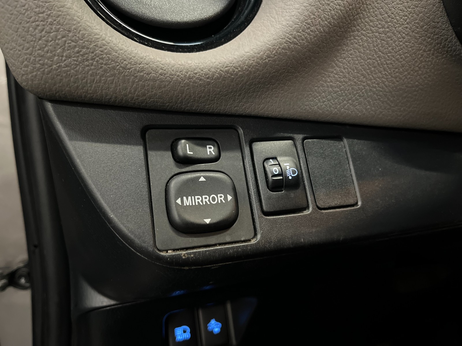 Photo véhicule TOYOTA YARIS MC2