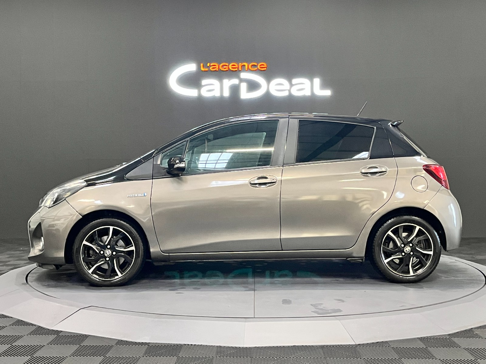 Photo véhicule TOYOTA YARIS MC2