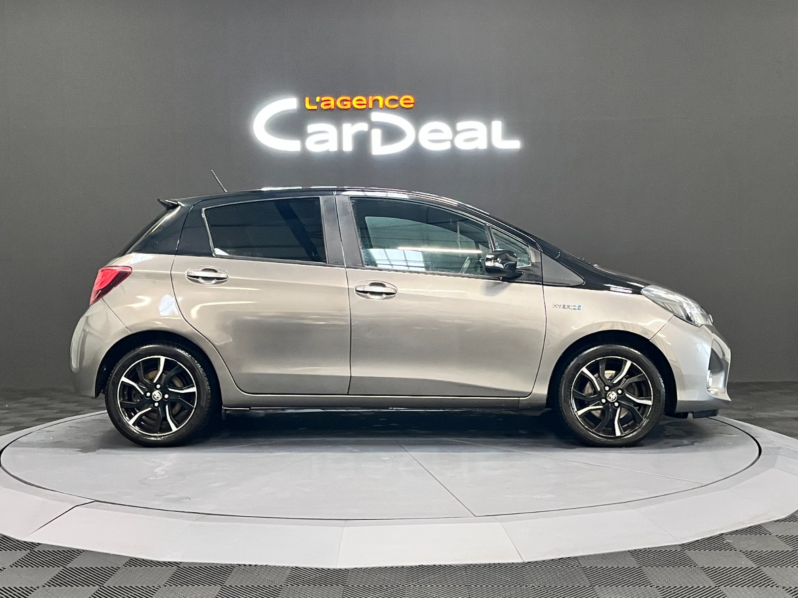 Photo véhicule TOYOTA YARIS MC2