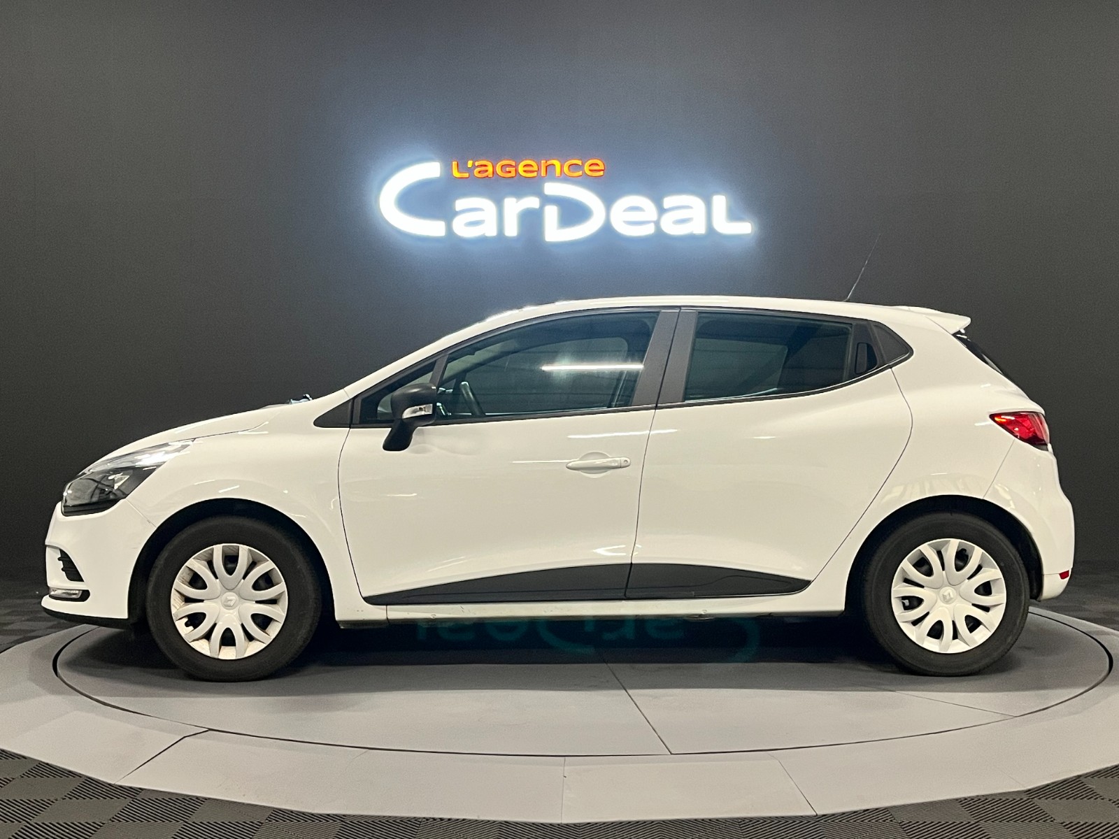 Photo véhicule RENAULT CLIO IV