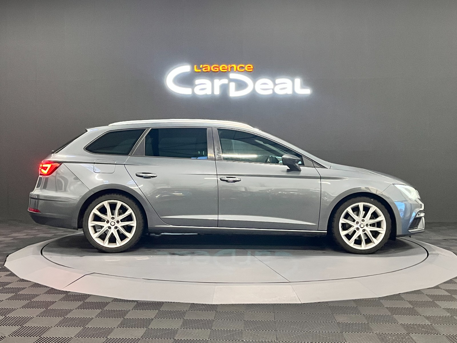 Photo véhicule SEAT LEON ST