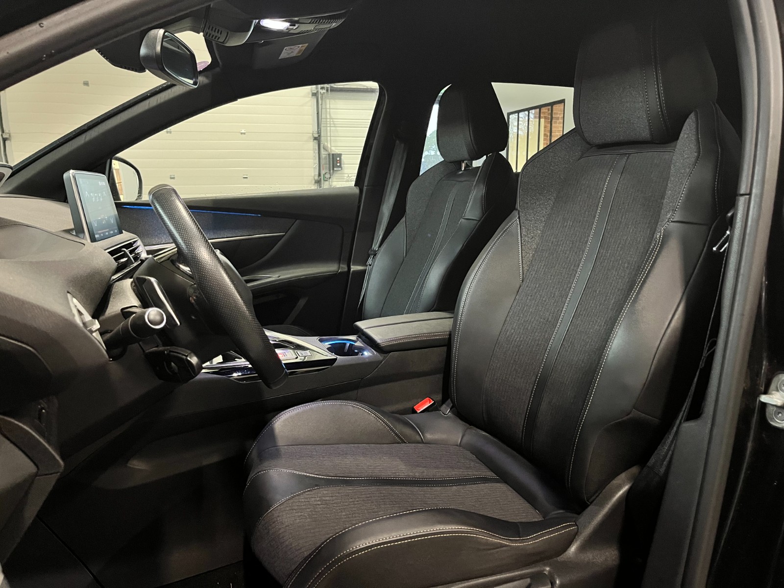 Photo véhicule PEUGEOT 3008