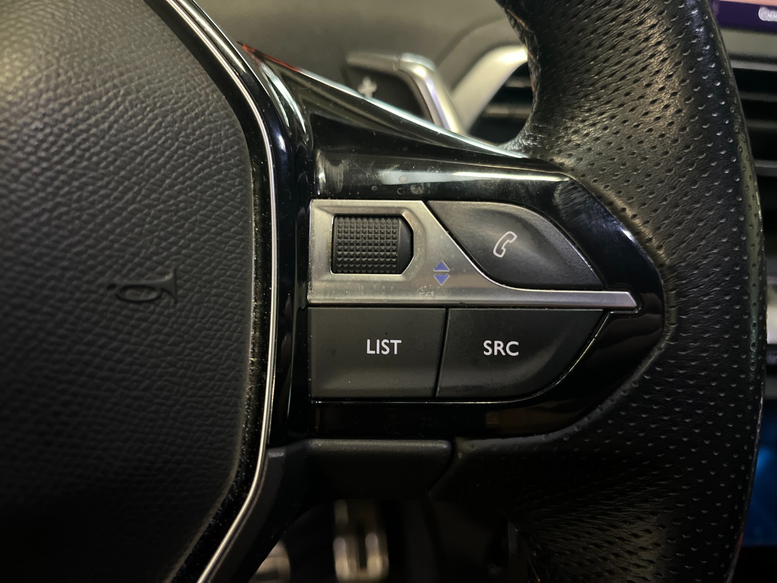 Photo véhicule PEUGEOT 3008