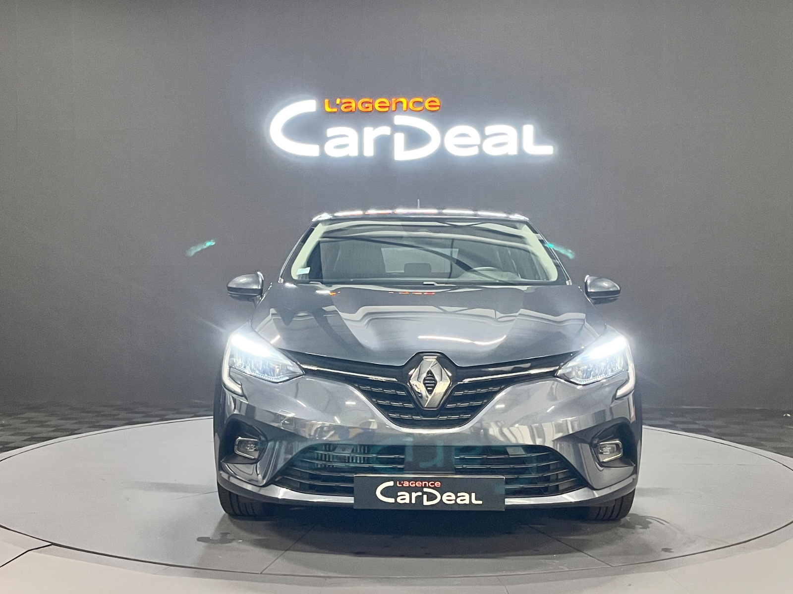 Photo véhicule RENAULT CLIO V