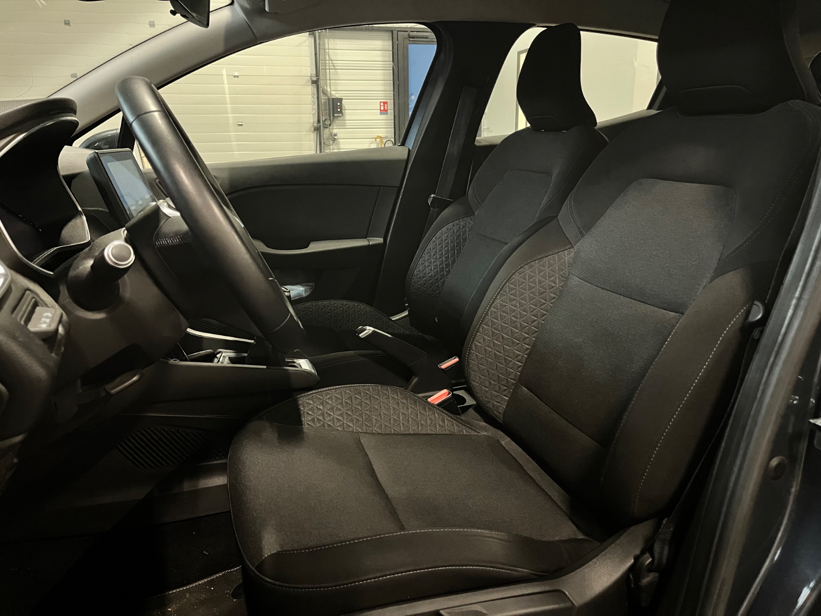 Photo véhicule RENAULT CLIO V