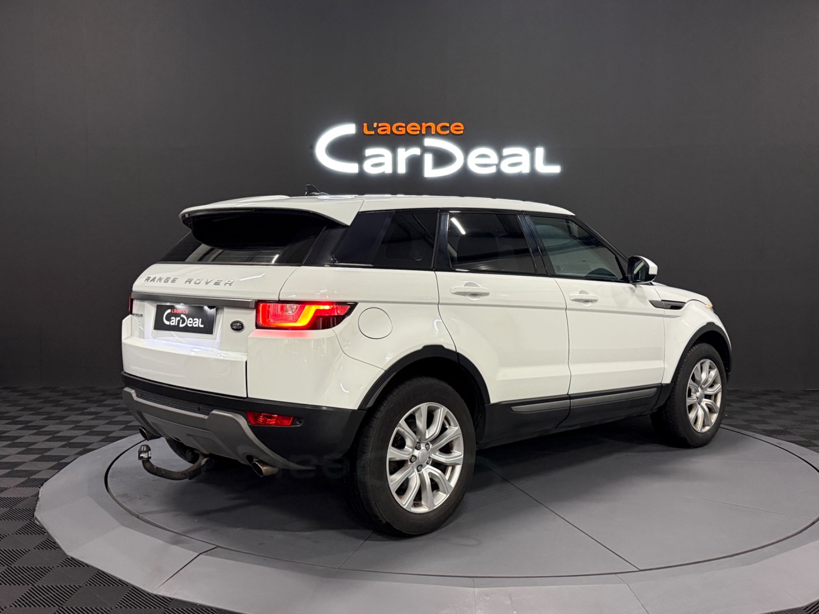 Photo véhicule LAND ROVER RANGE ROVER EVOQUE