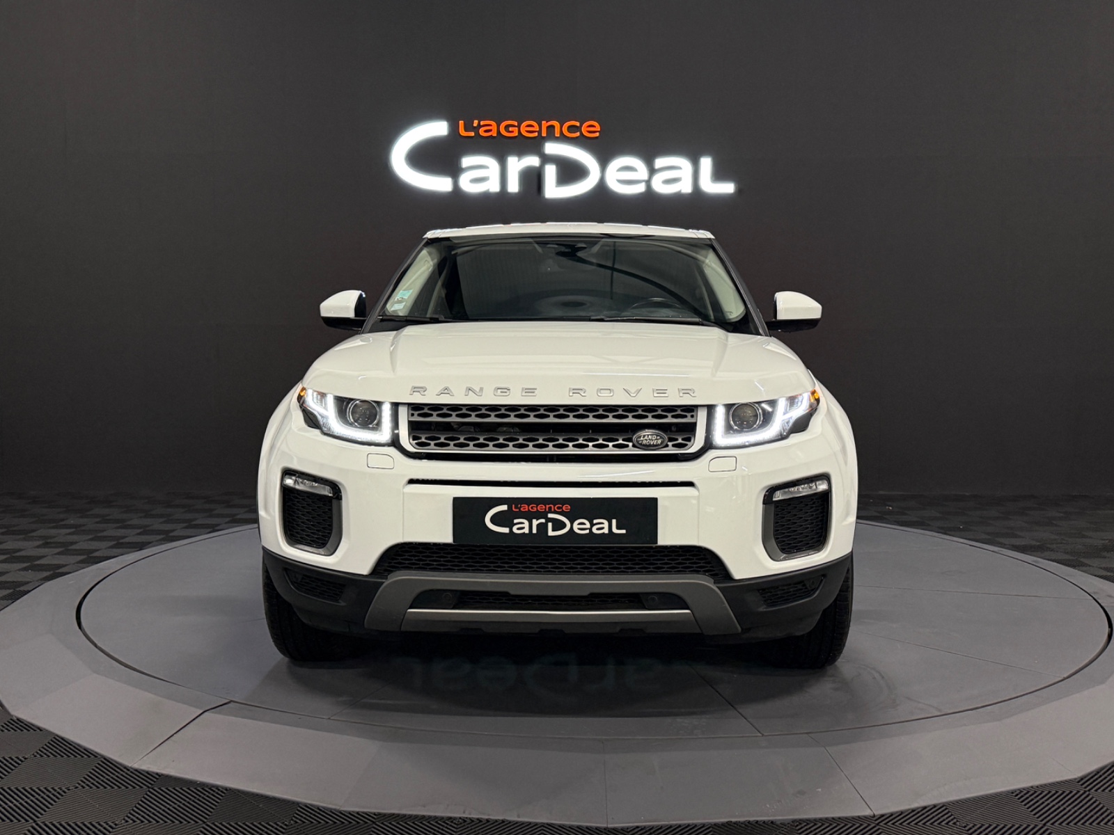 Photo véhicule LAND ROVER RANGE ROVER EVOQUE