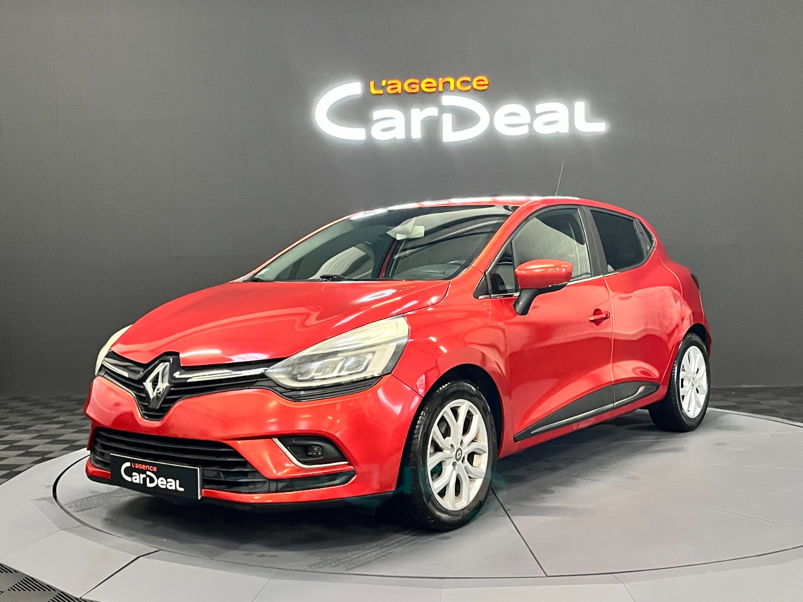 Photo véhicule RENAULT CLIO IV