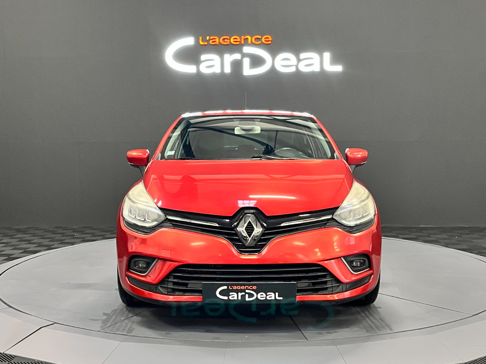 Photo véhicule RENAULT CLIO IV