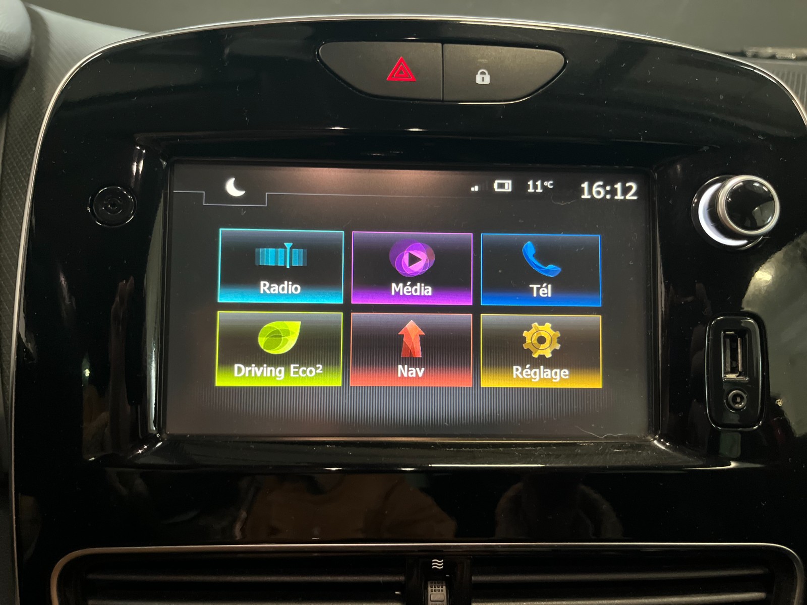 Photo véhicule RENAULT CLIO IV