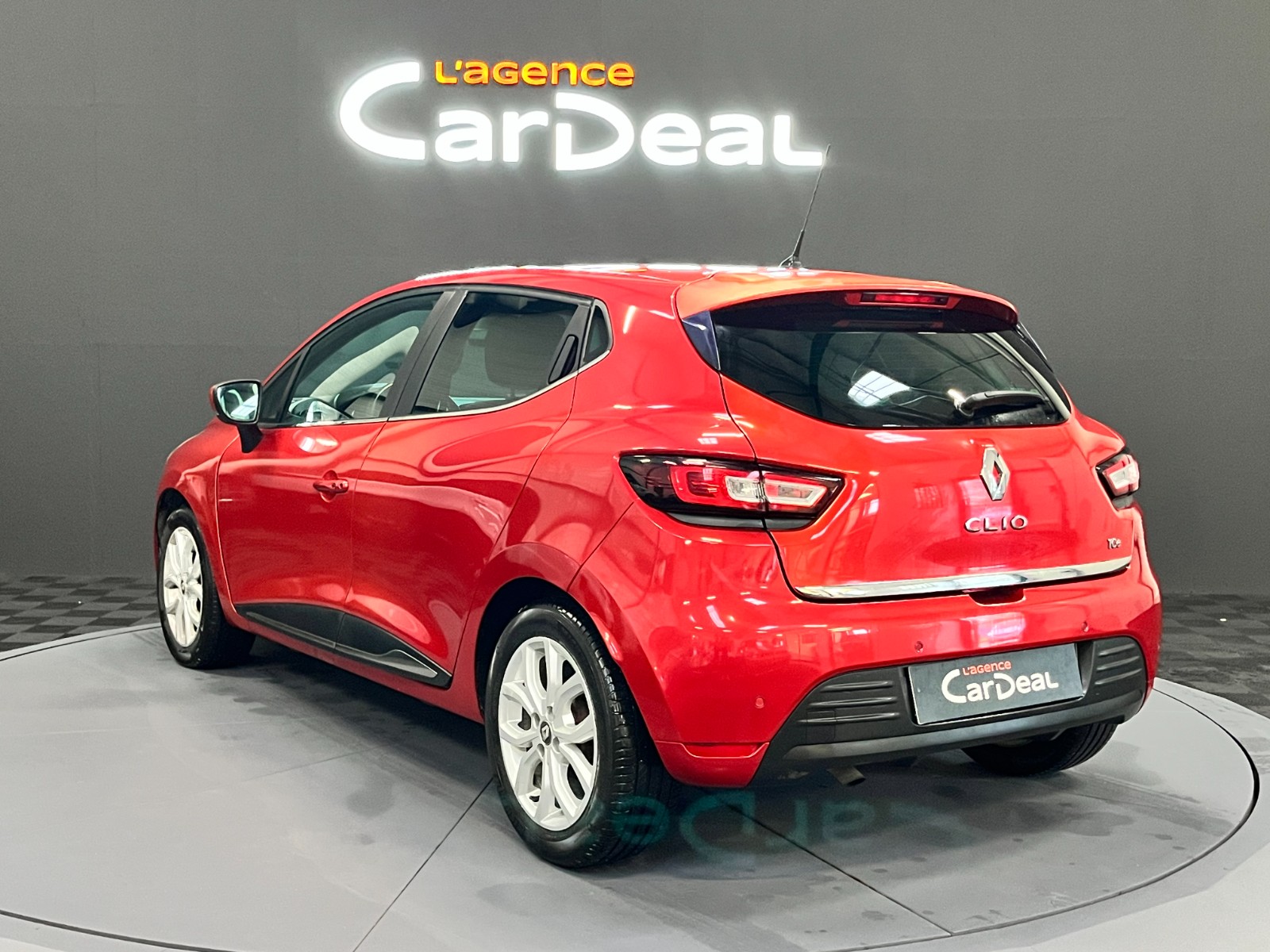 Photo véhicule RENAULT CLIO IV