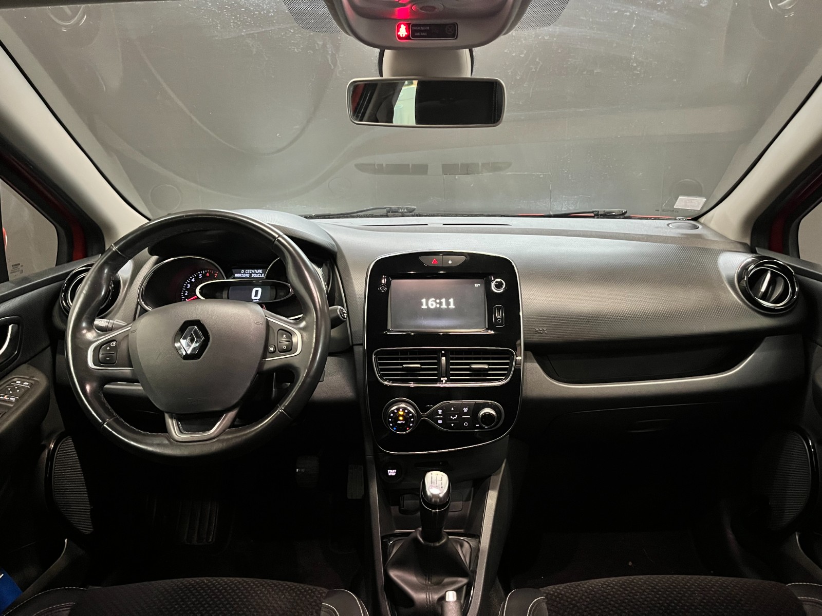 Photo véhicule RENAULT CLIO IV