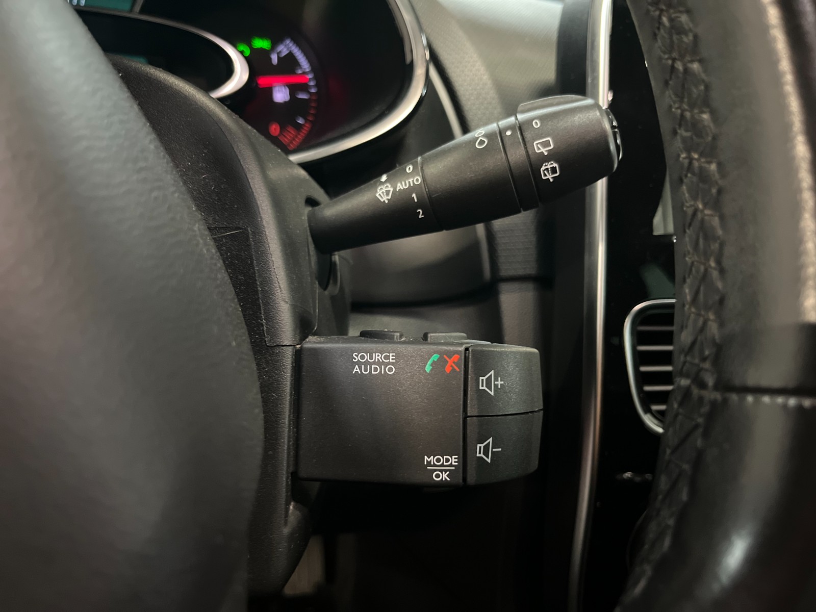 Photo véhicule RENAULT CLIO IV