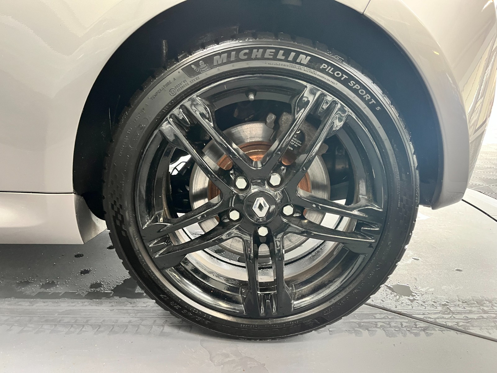 Photo véhicule RENAULT CLIO III