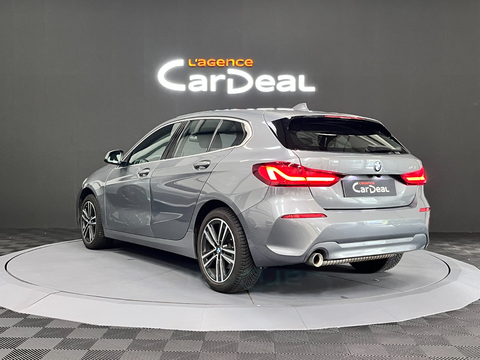 Photo véhicule BMW SERIE 1