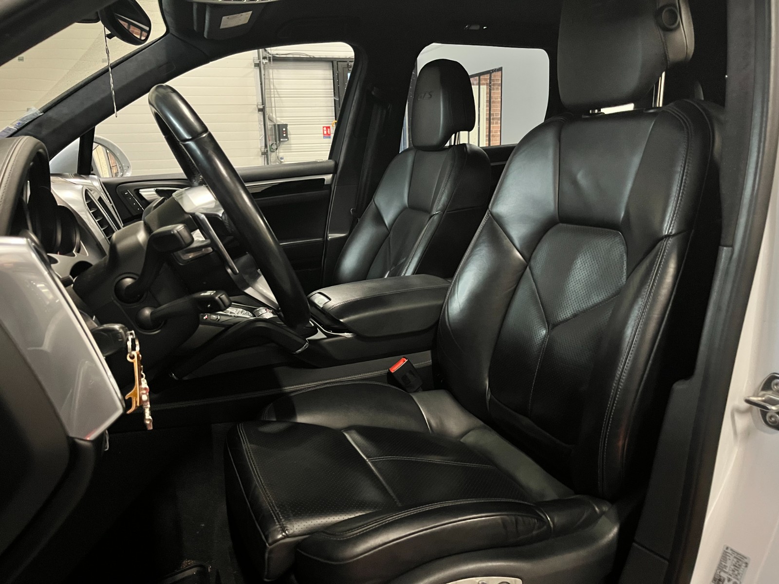 Photo véhicule PORSCHE CAYENNE