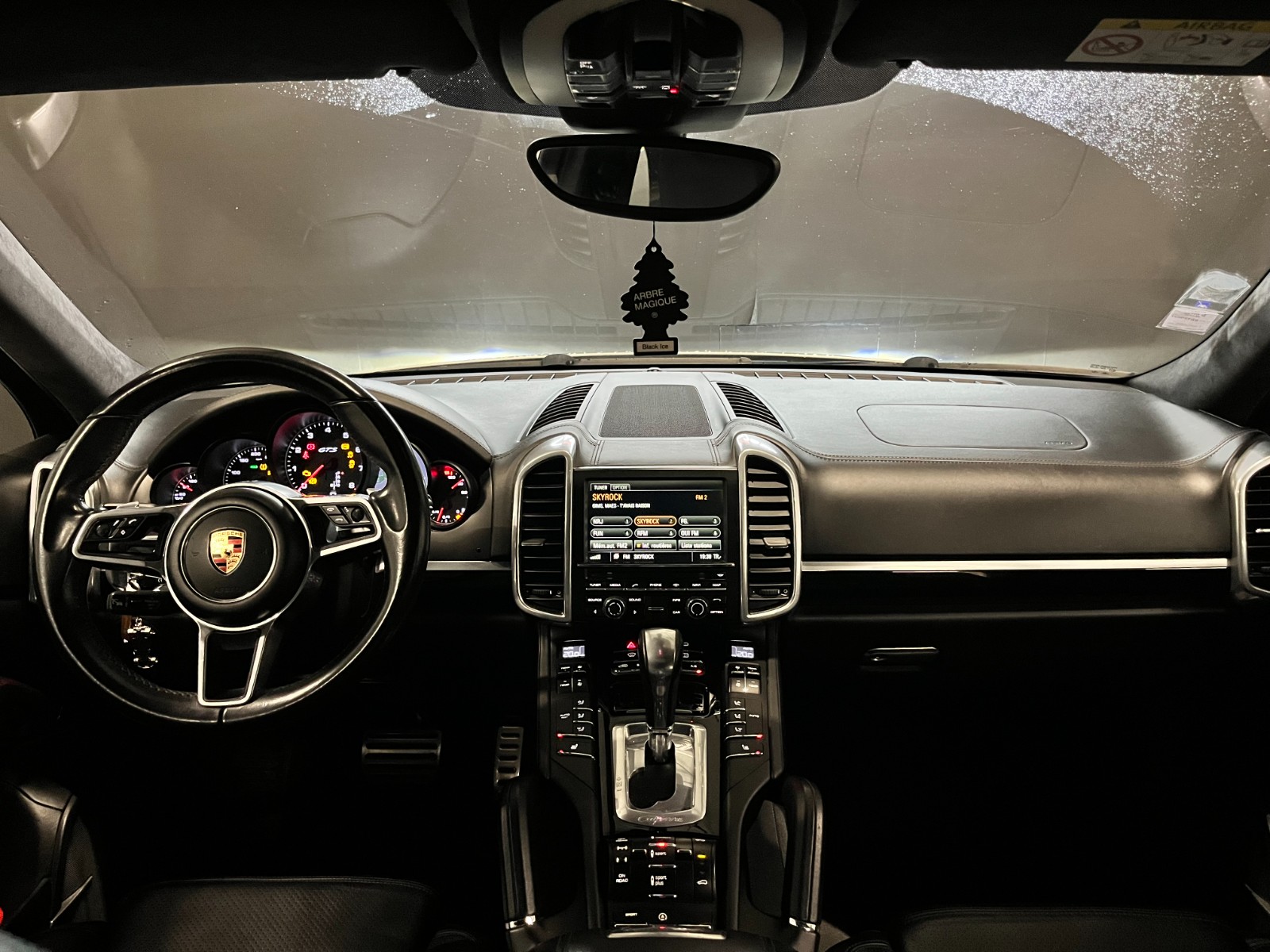Photo véhicule PORSCHE CAYENNE