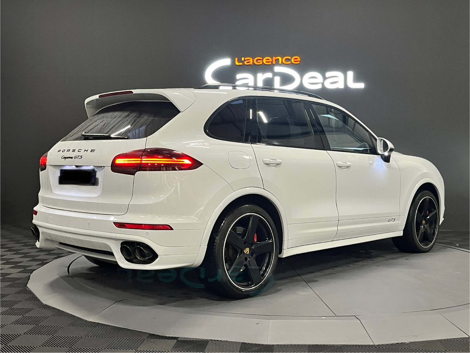 Photo véhicule PORSCHE CAYENNE