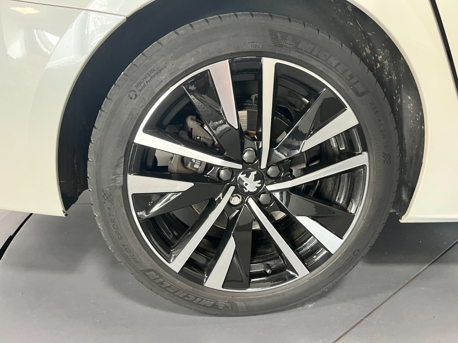 Photo véhicule PEUGEOT 508 SW