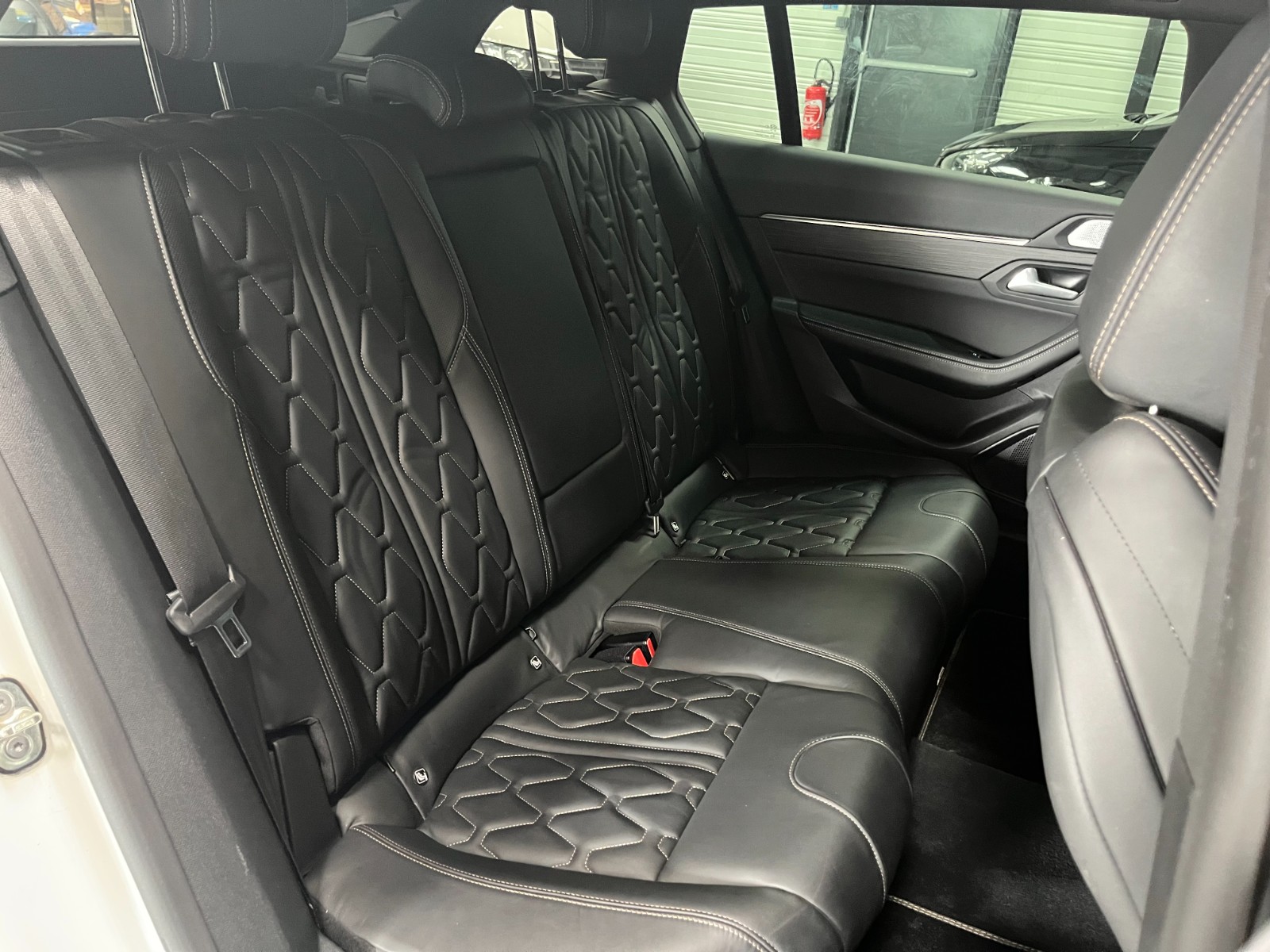 Photo véhicule PEUGEOT 508 SW