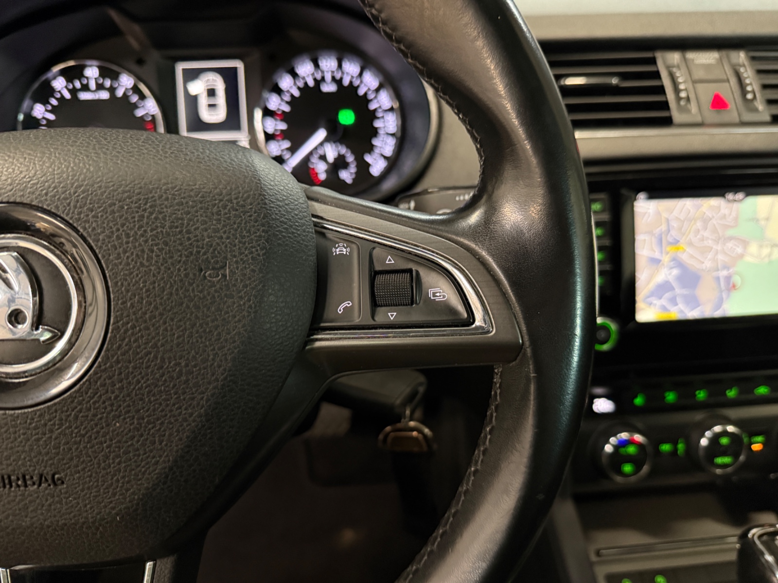 Photo véhicule SKODA OCTAVIA