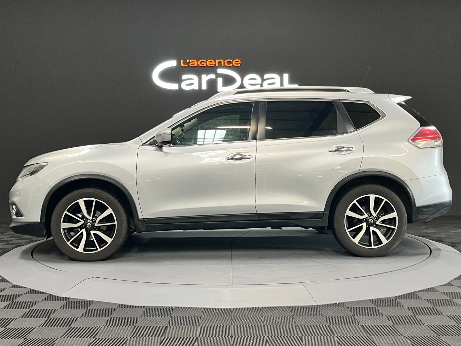 Photo véhicule NISSAN X-TRAIL