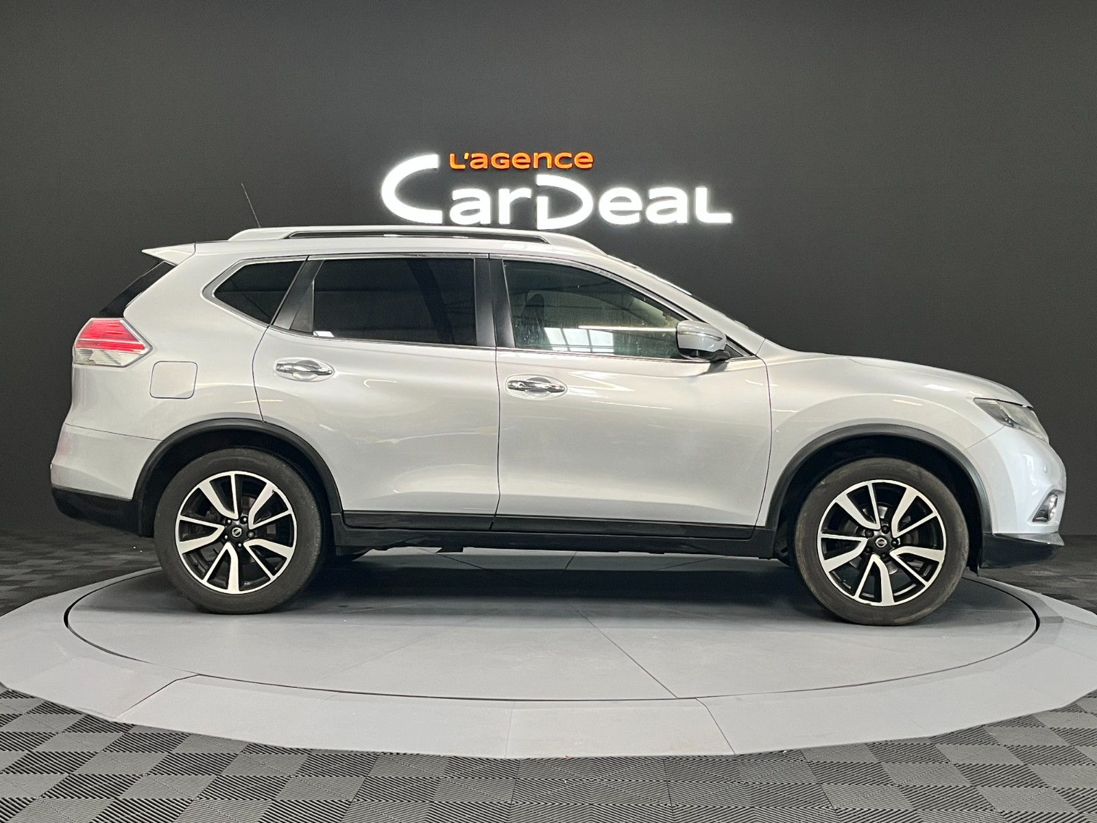 Photo véhicule NISSAN X-TRAIL