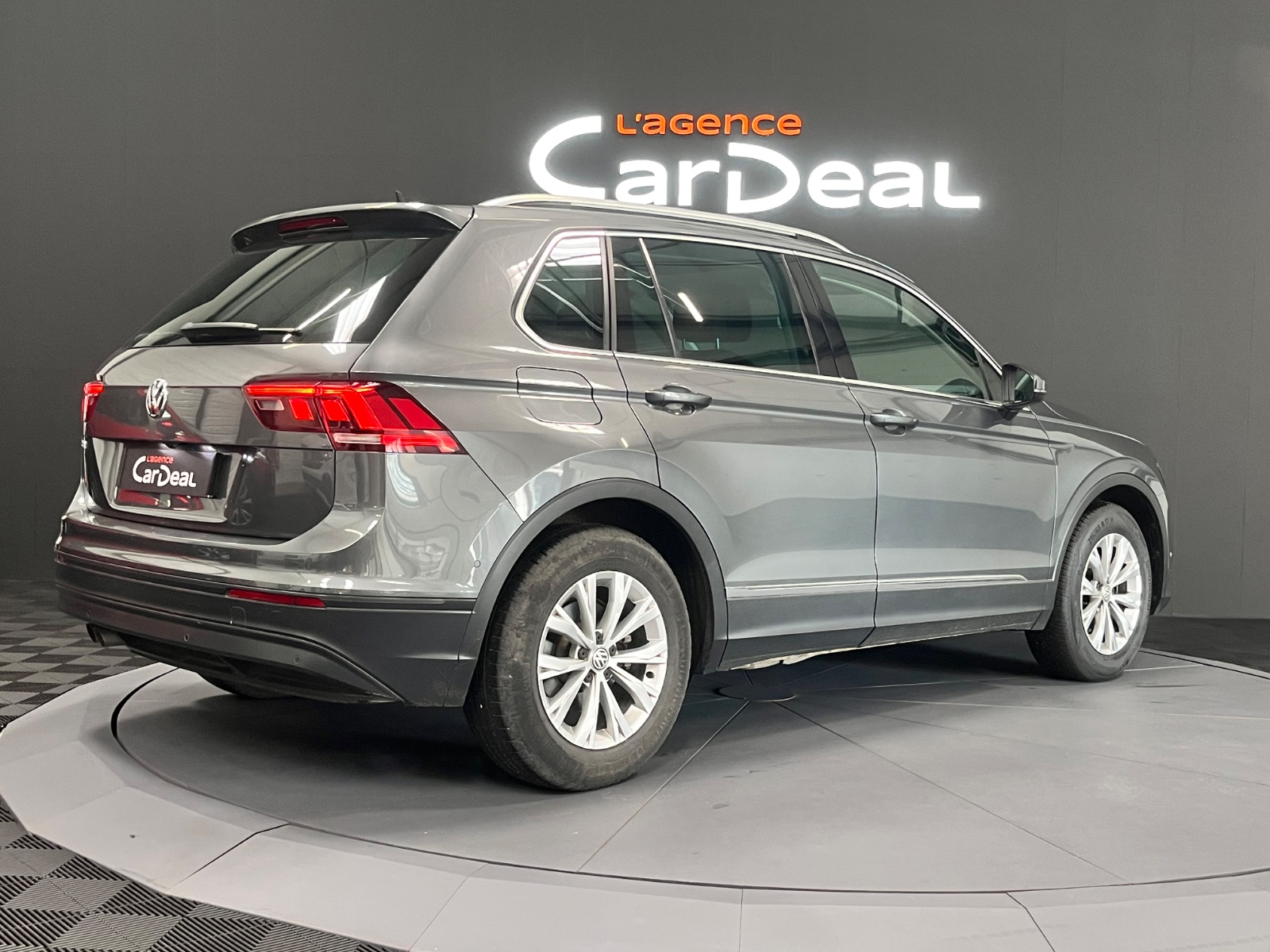 Photo véhicule VOLKSWAGEN TIGUAN