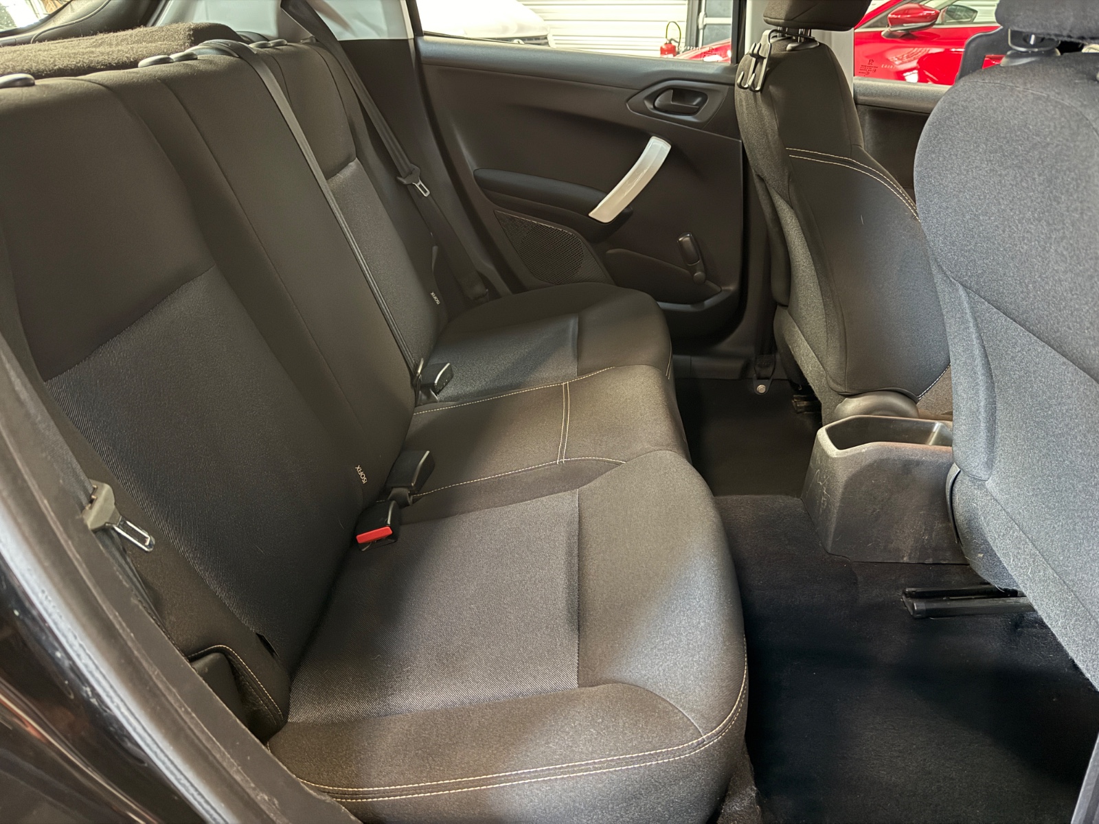 Photo véhicule PEUGEOT 208