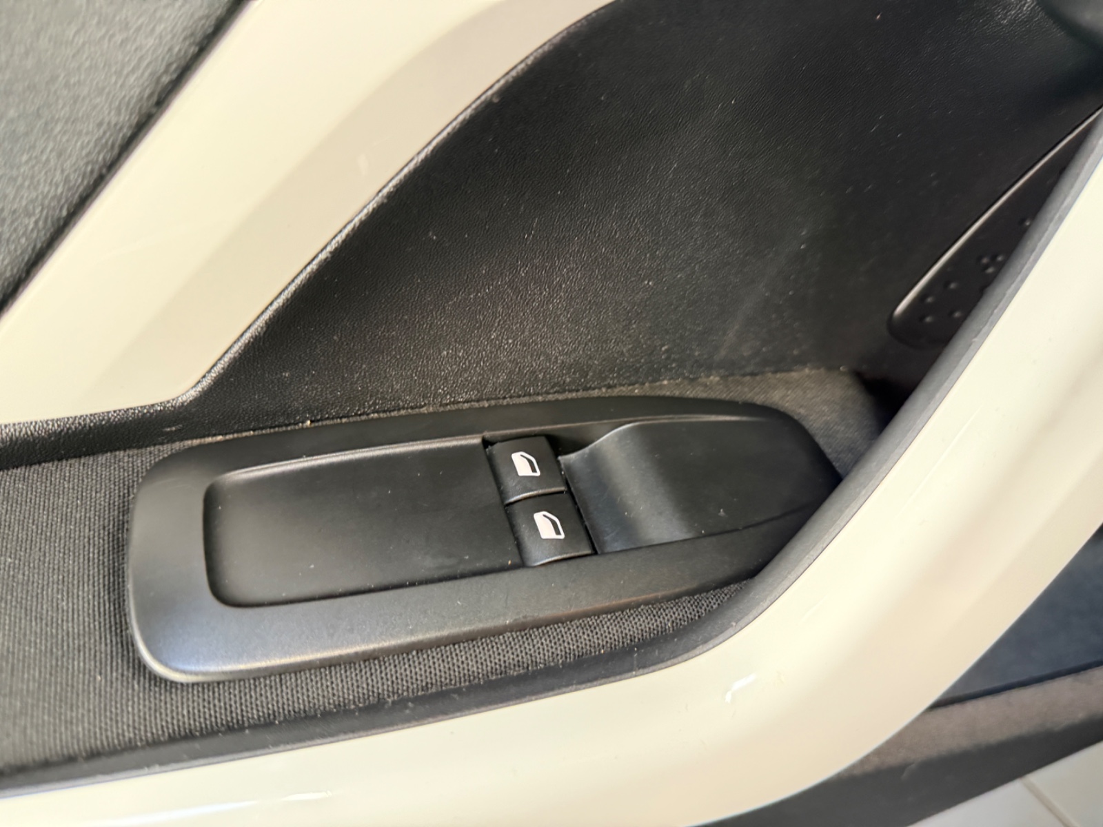 Photo véhicule PEUGEOT 208