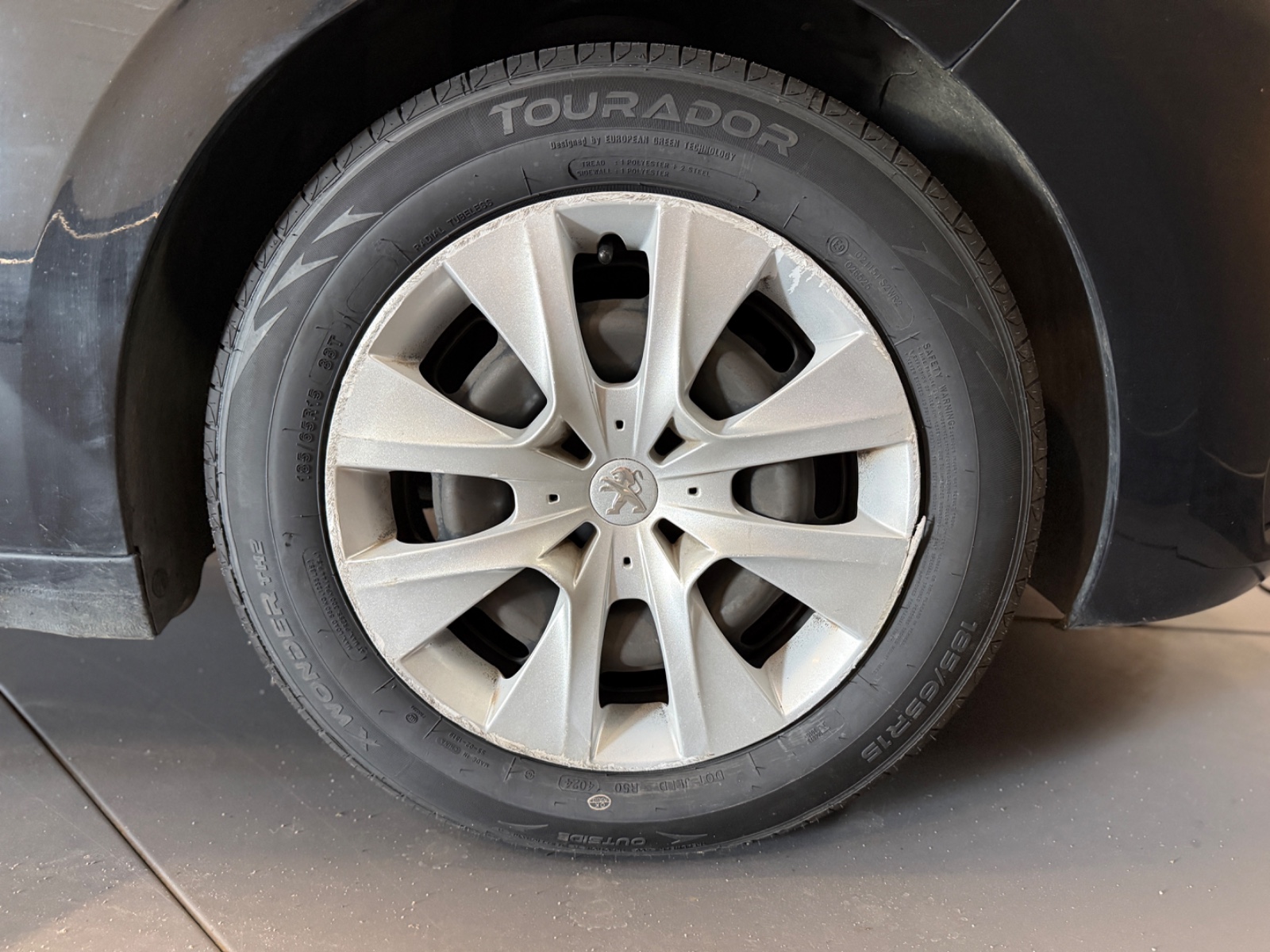 Photo véhicule PEUGEOT 208