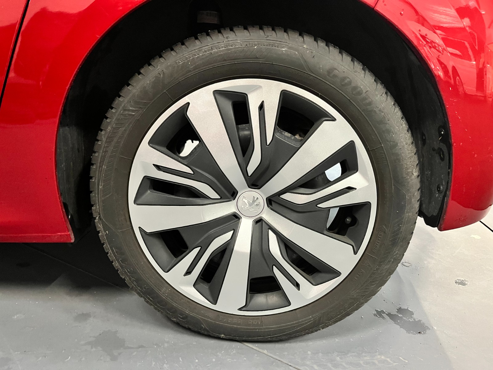 Photo véhicule PEUGEOT 208